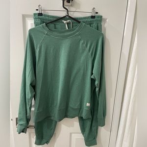 Vuori sweatsuit set